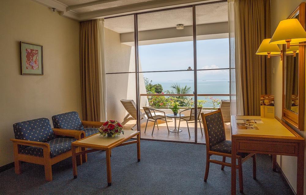 M Social Resort Penang Tanjung Bungah  Buitenkant foto