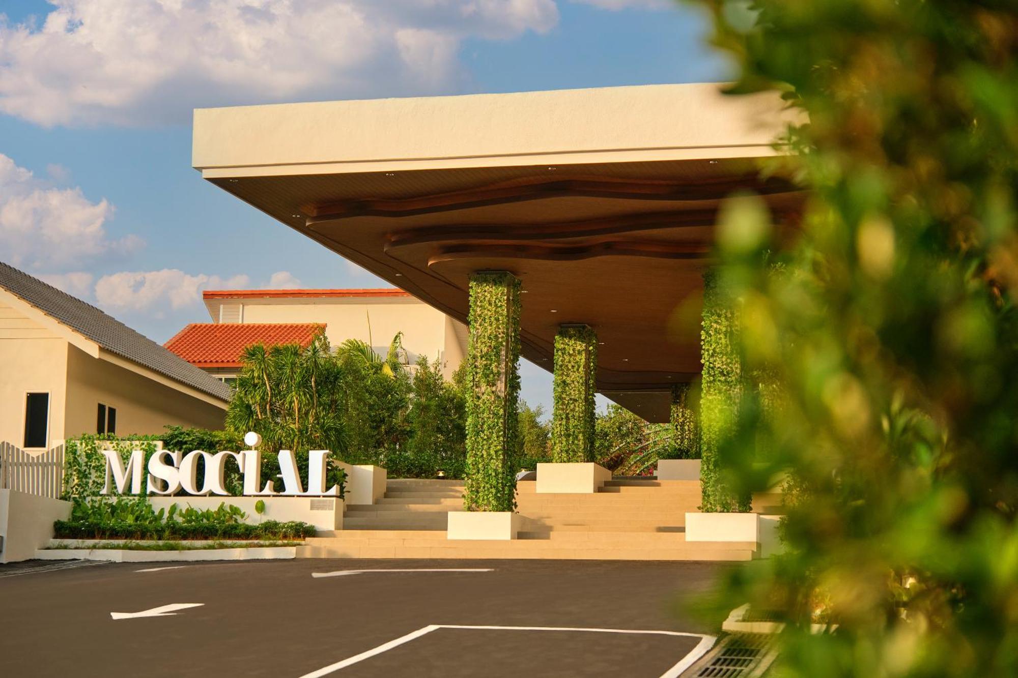M Social Resort Penang Tanjung Bungah  Buitenkant foto